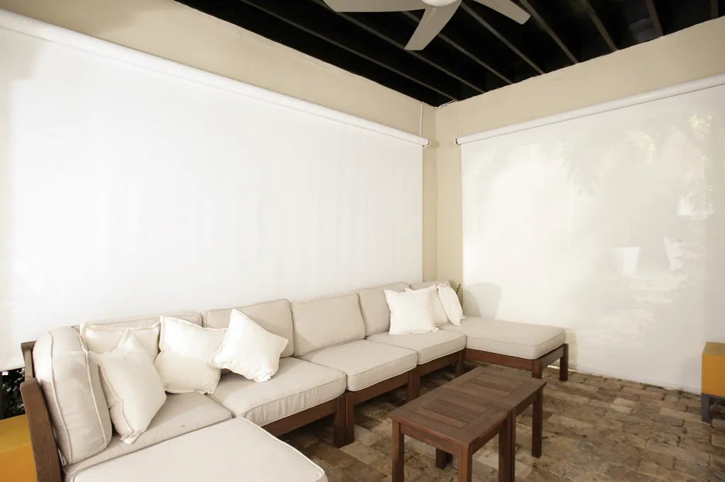 Cortina Roller Screen instalada