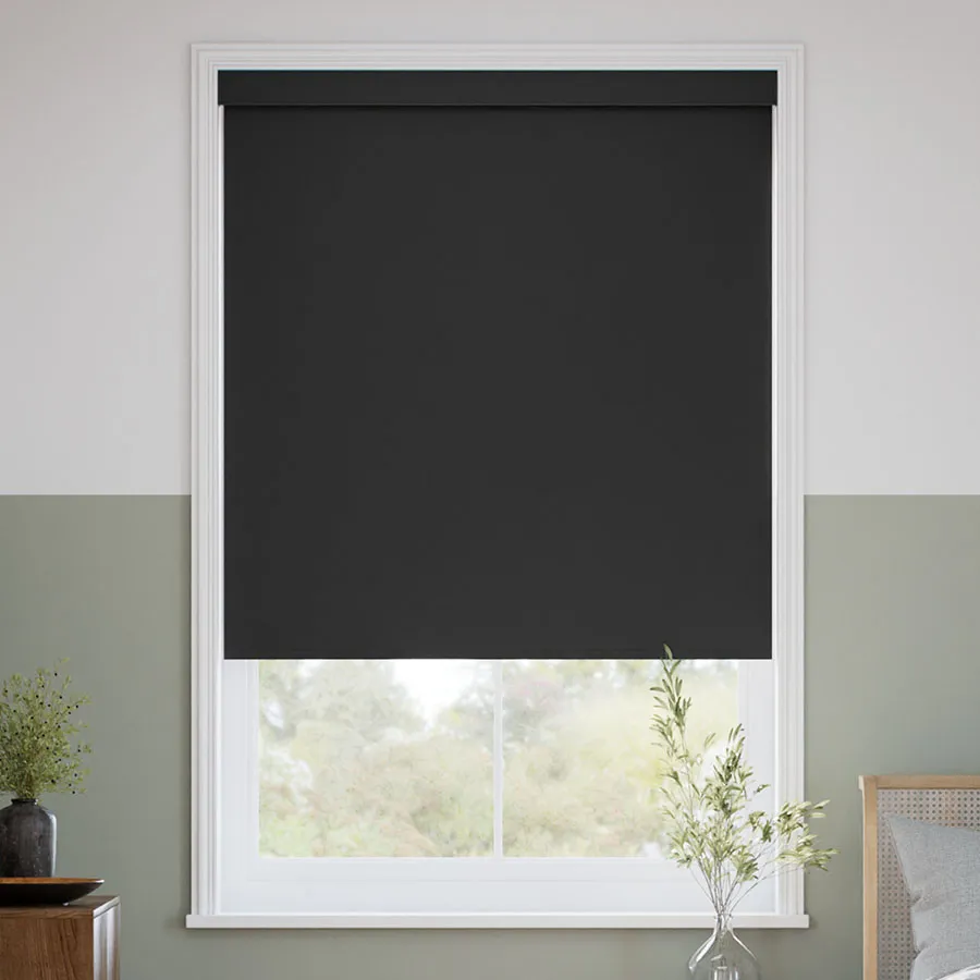 Blackout Vinyl - Vista de detalle 2 en color black